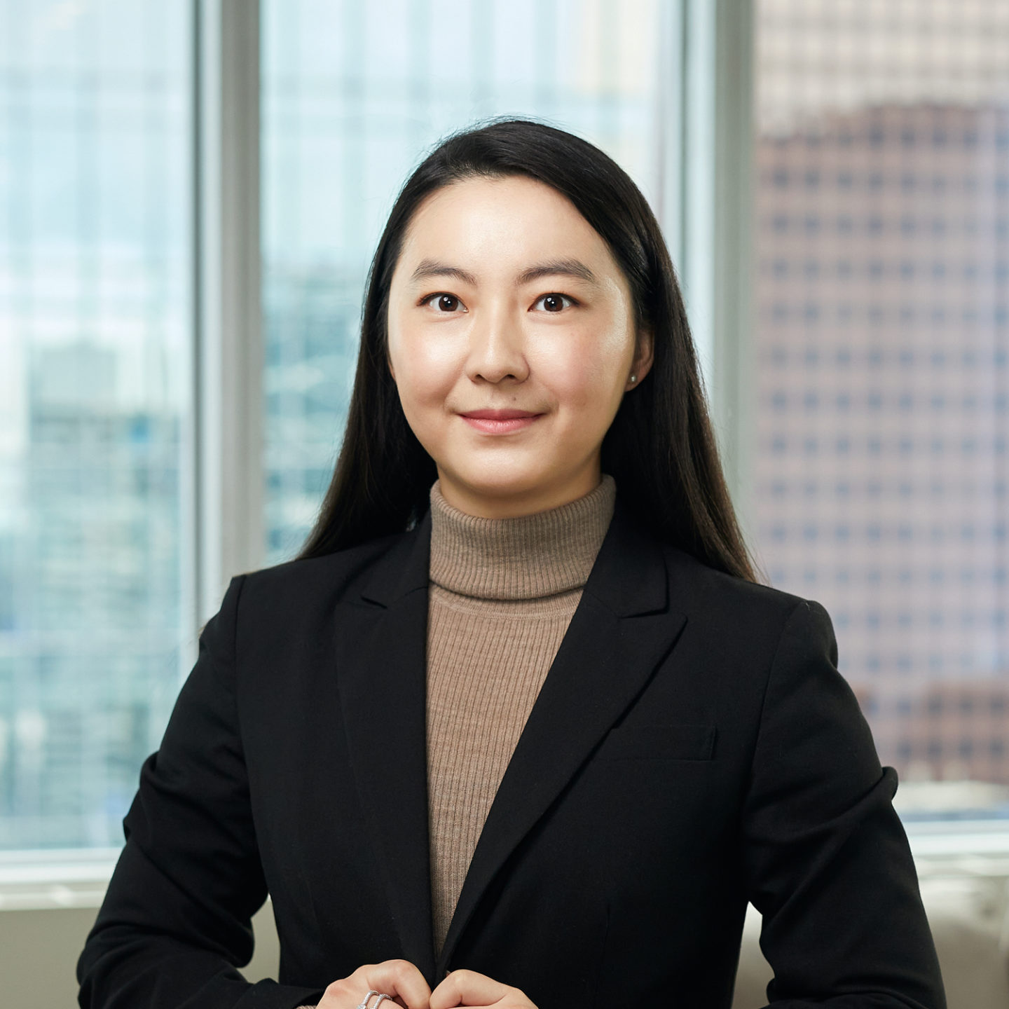 Roxanne Boshan Li, LL.M., LL.B., MBA